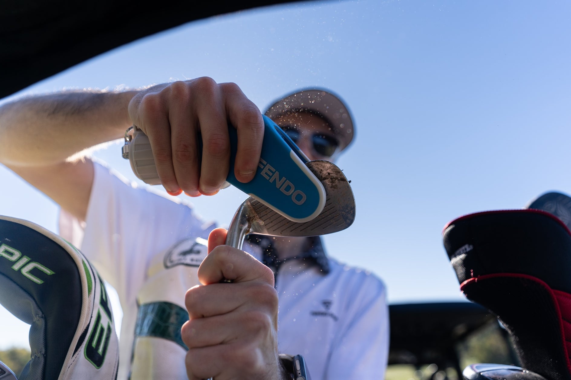 Angled Fendo design demonstrating streamlined shape for effective cleaning motion.